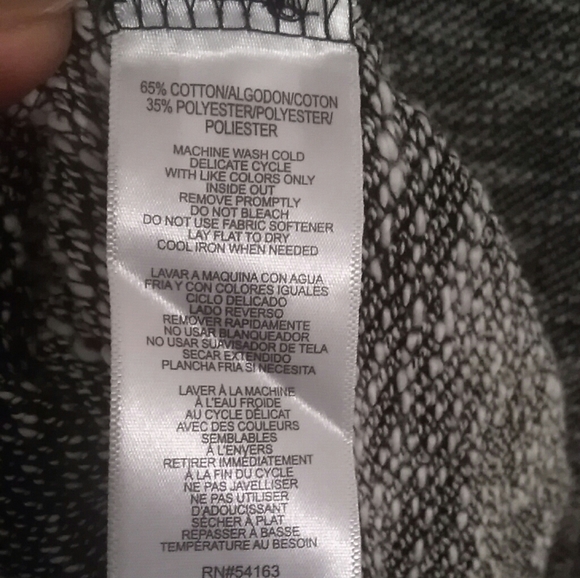 Calvin Klein Performance Pullover - Picture 4 of 4